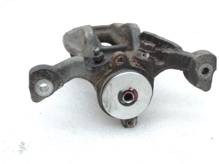 OE Toyota Corolla E21 aizmugurējais labais bremžu kalips 4783002360