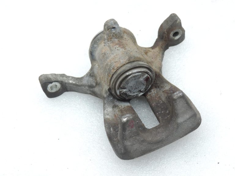 OE Toyota Corolla E21 aizmugurējais labais bremžu kalips 4783002360