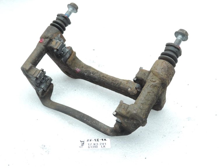 OE Toyota Corolla E21 priekšējā labās puses bremžu kluča kronšteins 4772109570