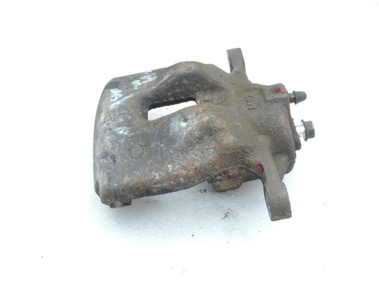 OE Toyota Corolla E21 priekšējais labais bremžu kalips 4773002590