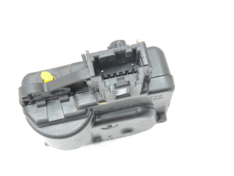 Oriģināls „Nissan Navara II D40“ gaisa kondicionēšanas un apkures servodzinējs 27443ZP01A 27443-ZP01A
