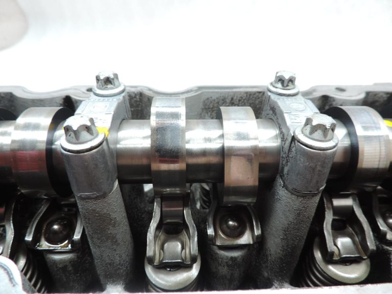 Smart ForTwo W450 0,7 Turbo M160.920 cilindru galva ar vārpstām 0008943V005