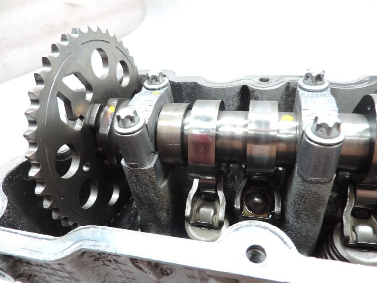 Smart ForTwo W450 0,7 Turbo M160.920 cilindru galva ar vārpstām 0008943V005
