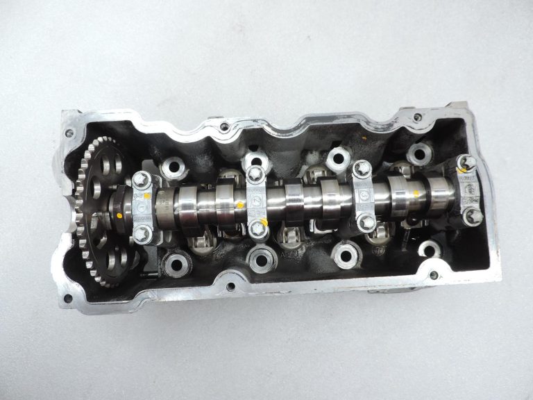 Smart ForTwo W450 0,7 Turbo M160.920 cilindru galva ar vārpstām 0008943V005