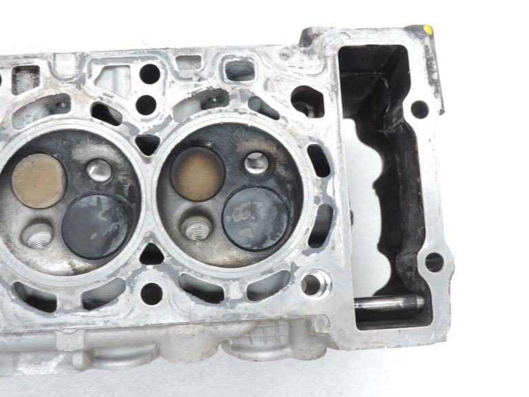 Smart ForTwo W450 0,7 Turbo M160.920 cilindru galva ar vārpstām 0008943V005