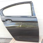 BMW G30 G31 aizmugurējā labā durvī, safīra melnā krāsā, 475 alumīnijs, 41007408964, OE