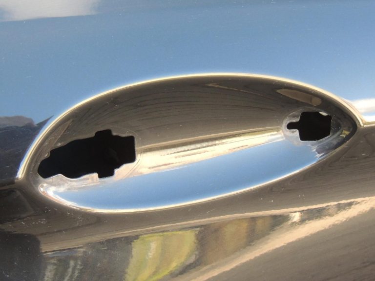 BMW G30 G31 aizmugurējā labā durvī, safīra melnā krāsā, 475 alumīnijs, 41007408964, OE