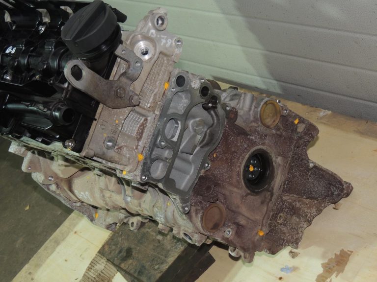 BMW G30 G31 520d xDrive dzinējs B47D20A B47 190 PS 11002473091 OE