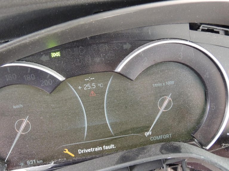 BMW G30 520D oriģinālais instrumentu panelis ar spidometru 62105A59662 – BOJĀTS!!!