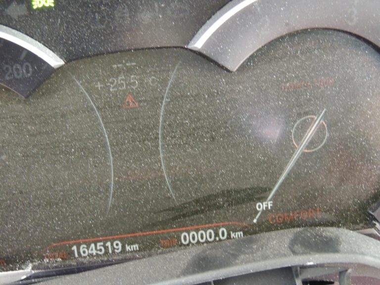BMW G30 520D oriģinālais instrumentu panelis ar spidometru 62105A59662 – BOJĀTS!!!