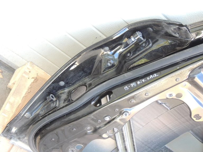 BMW G30 G31 aizmugurējā labā durvī, safīra melnā krāsā, 475 alumīnijs, 41007408964, OE