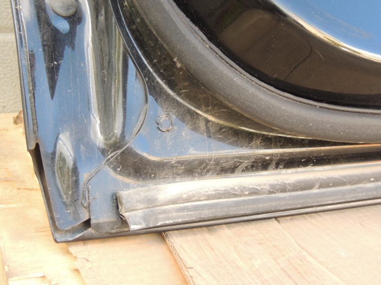 BMW G30 G31 aizmugurējā labā durvī, safīra melnā krāsā, 475 alumīnijs, 41007408964, OE