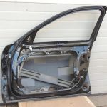 BMW G30 G31 priekšējā labā pasažiera durvis, safīra melnā krāsā, 475, 41007408962, OE