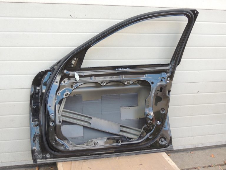 BMW G30 G31 priekšējā labā pasažiera durvis, safīra melnā krāsā, 475, 41007408962, OE