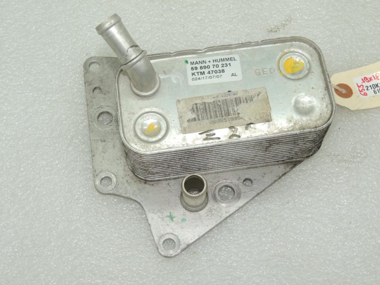 Opel Astra H, Zafira B, Corsa 1.7 CDTI eļļas dzesētāja siltummainis 97385813 oriģināls OE