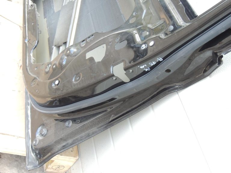 BMW G30 G31 priekšējā labā pasažiera durvis, safīra melnā krāsā, 475, 41007408962, OE
