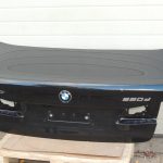 BMW G30 bagāžnieka vāks no alumīnija, safīra melnā krāsā, 475, 41007440695, OE