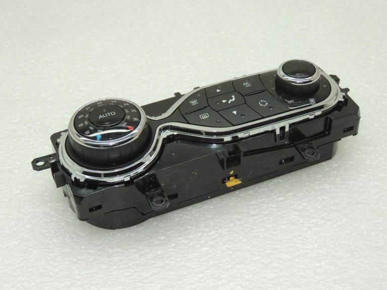 Renault Clio IV 4 klimakontroles panelis, apkures vadības pults, klimakontrole 275105430R 275108796R