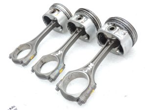 Smart ForTwo W450 0.7 M160.920 Pistons with Connecting Rods (3x)