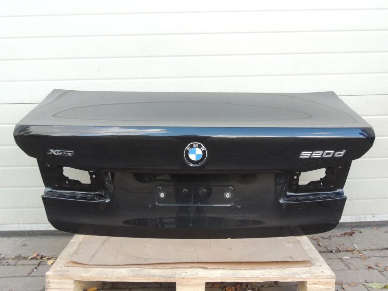 BMW G30 bagāžnieka vāks no alumīnija, safīra melnā krāsā, 475, 41007440695, OE