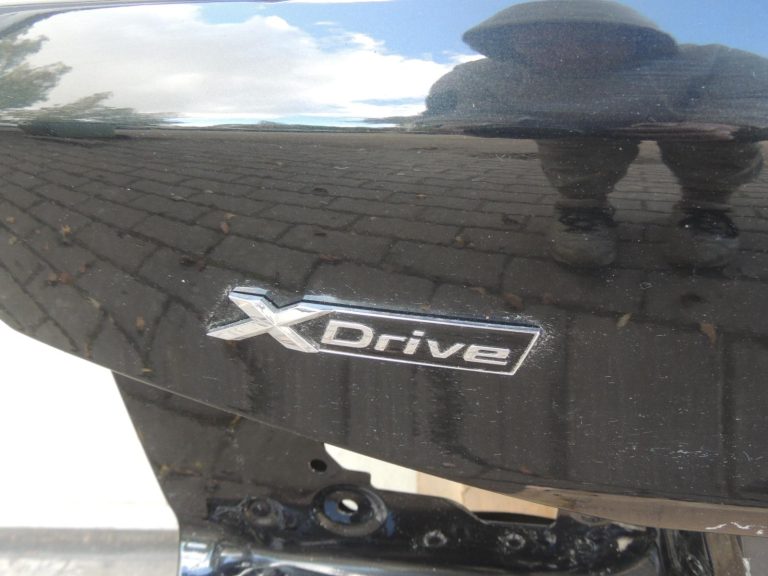 BMW G30 bagāžnieka vāks no alumīnija, safīra melnā krāsā, 475, 41007440695, OE