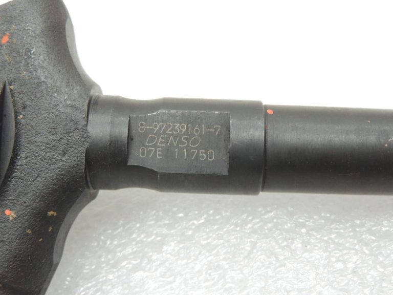 Opel Signum, Vectra C, Saab 9-5, Renault Espace 3.0 V6 degvielas iesmidzinātājs 98432375 OE