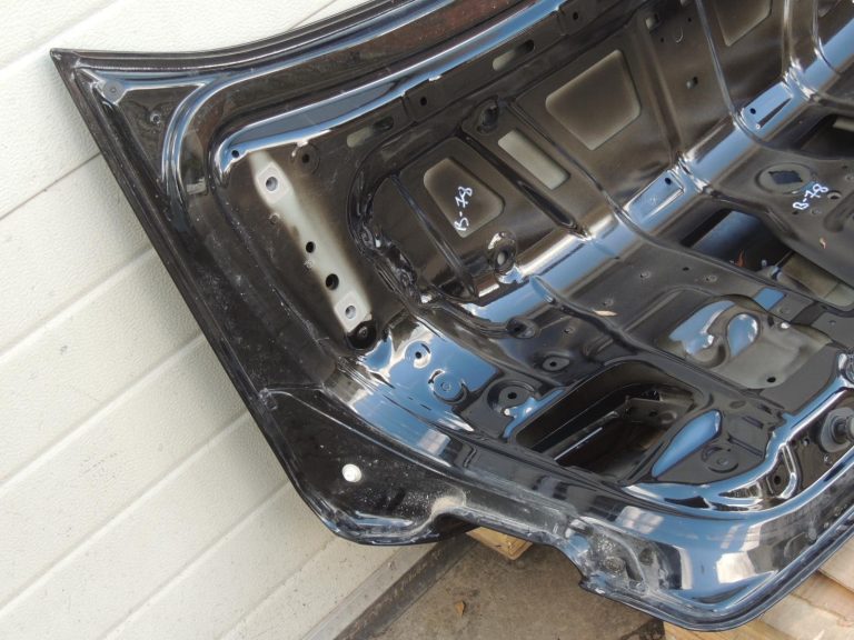BMW G30 bagāžnieka vāks no alumīnija, safīra melnā krāsā, 475, 41007440695, OE