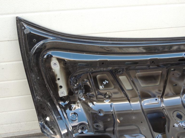 BMW G30 bagāžnieka vāks no alumīnija, safīra melnā krāsā, 475, 41007440695, OE