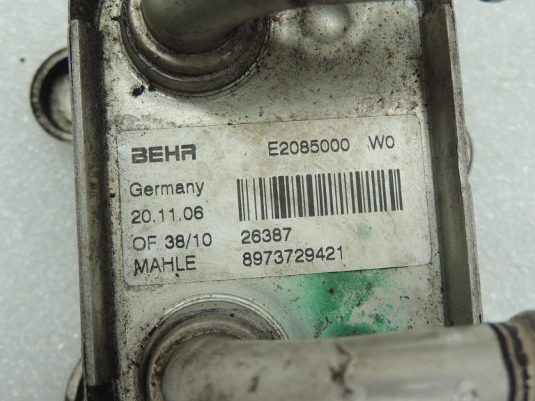 Opel Astra H, Zafira B, Meriva 1.7 CDTI eļļas dzesētājs 97373773 8973729421 5650833 OE
