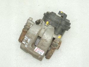 BMW G30 G31 aizmugurējā labā bremžu kluča servodzinēja kronšteins 34216870576 6870576 OE