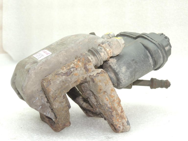 BMW G30 G31 aizmugurējā labā bremžu kluča servodzinēja kronšteins 34216870576 6870576 OE