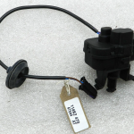 Volkswagen Golf VI oriģinālais degvielas uzpildes vāka vārsts 5N0810773D