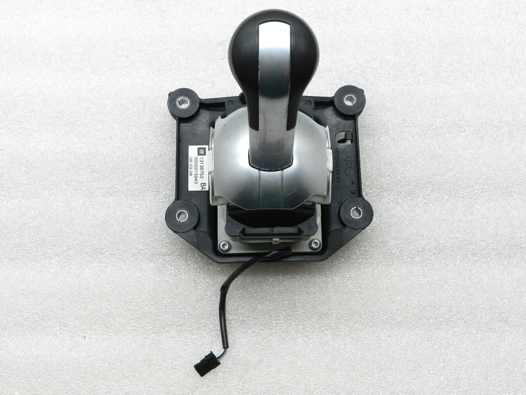 Opel Zafira B oriģināls pārnesumu pārslēgšanas sviras bloks 13136753
