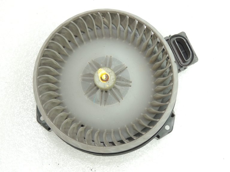 OEM Suzuki SX4 1.6i LHD ventilatora motors Sildītāja ventilators 7415062JA0