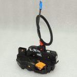 OEM Opel Zafira C durvju slēdzene priekšā pa labi 13579523