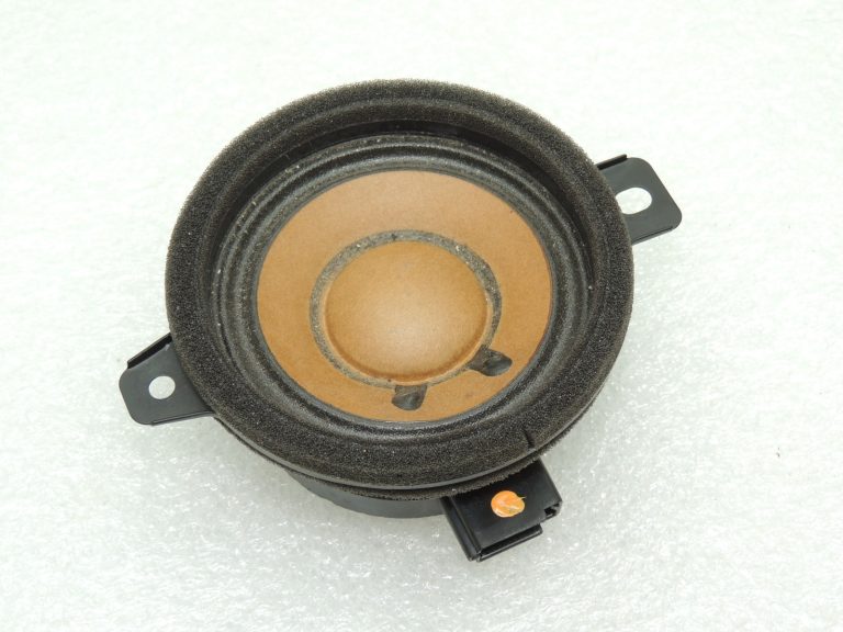 OEM Opel Zafira C skaļrunis centrālā paneļa paneļa YR00290180