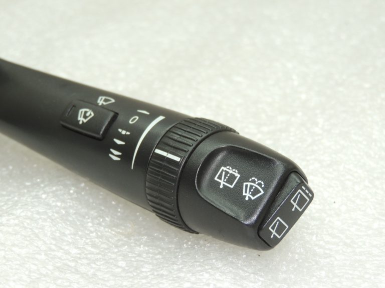 Volvo V70 XC70 XC90 II Stikla tīrītāju slēdzis Vējstikla tīrītāju slēdzis 31268570