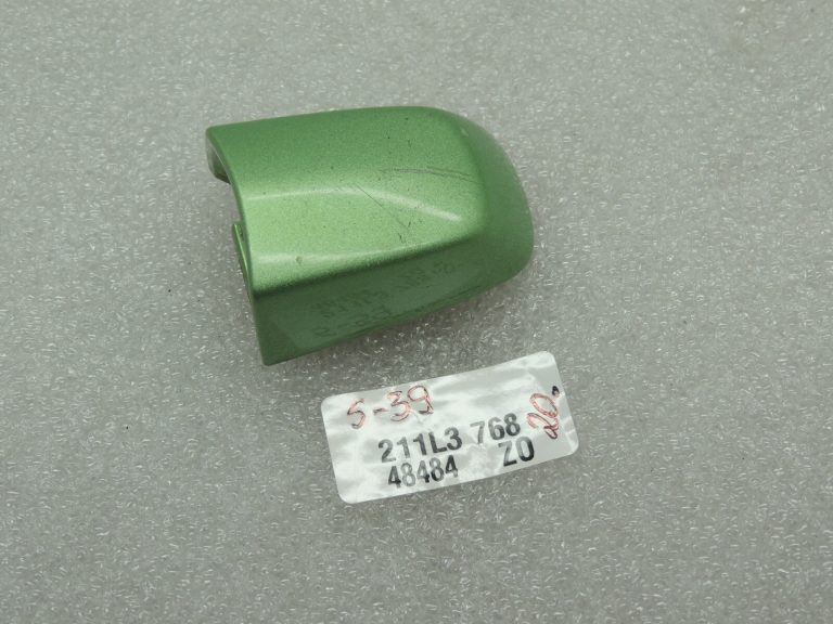 Suzuki SX4 vāciņš ārējo aizmugurējo durvju rokturis zaļš 82833-63J00-ZJD