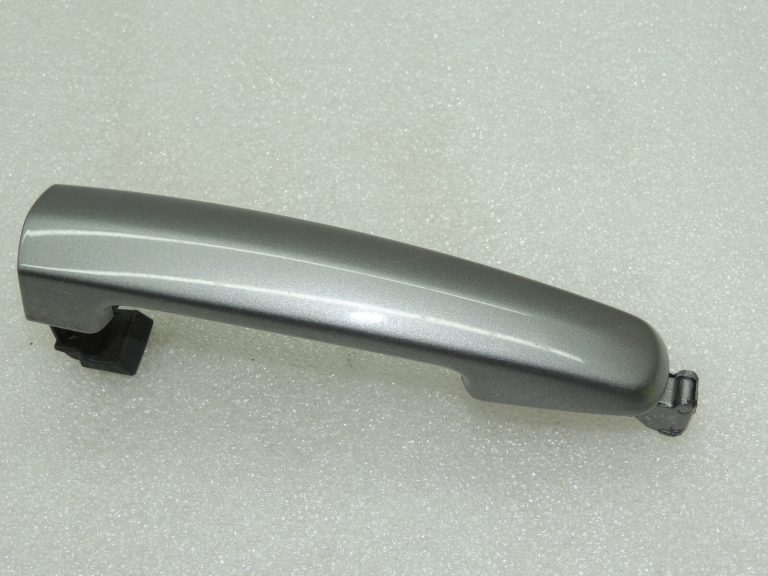 Suzuki SX4 ārējo aizmugurējo durvju rokturis pelēks 82812-63J00-ZCD