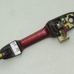 Suzuki Liana ārdurvju rokturis priekšējais kreisais sarkans 82820-54G10-ZY8
