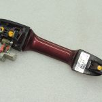 Suzuki Liana ārdurvju rokturis aizmugurējā labajā pusē sarkans 82830-54G10-ZY8