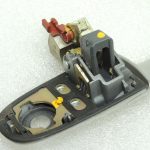Suzuki Liana ārdurvju rokturis priekšējais kreisais 82820-54G10-Z2S