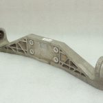 OEM Suzuki SX4 I 1.9D diferenciāļa kronšteins 2962080J00