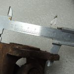 OEM Suzuki Grand Vitara II 2.0i priekšējā piedziņas vārpsta 2710185FA1