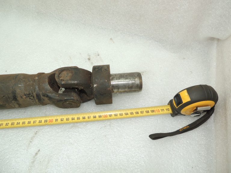 OEM Suzuki Grand Vitara II 2.5 benzīna aizmugurējās ass piedziņas vārpsta 2710267D01