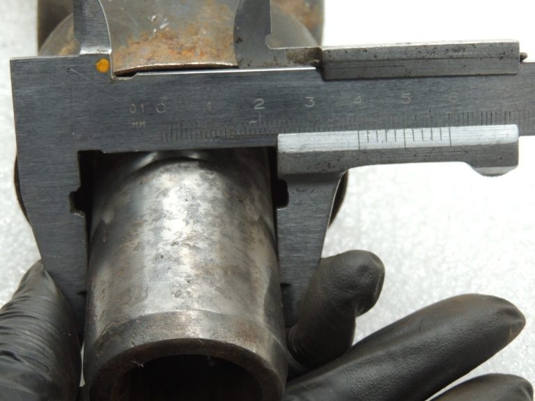 OEM Suzuki Grand Vitara II 2.5 benzīna aizmugurējās ass piedziņas vārpsta 2710267D01