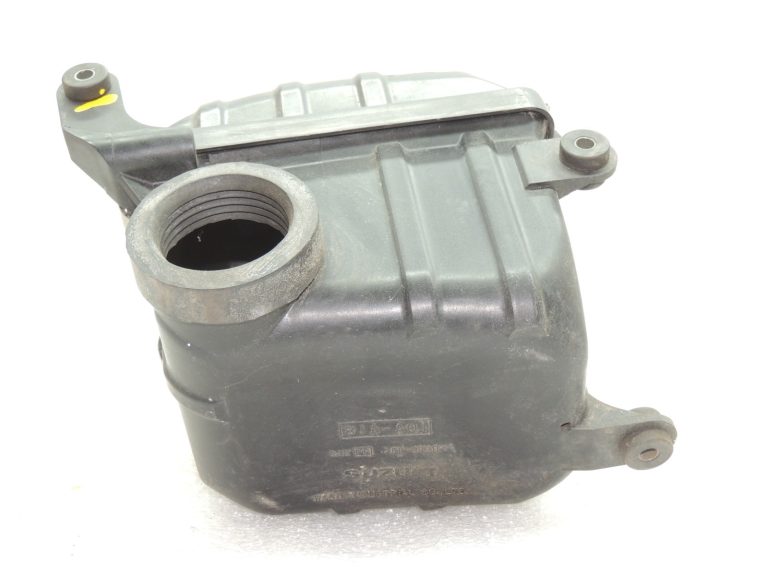 OEM Suzuki Jimny III 1.3i gaisa filtra korpuss 1370076JV0