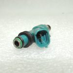 OEM Suzuki SX4 2.0i degvielas iesmidzinātājs 1571065J00