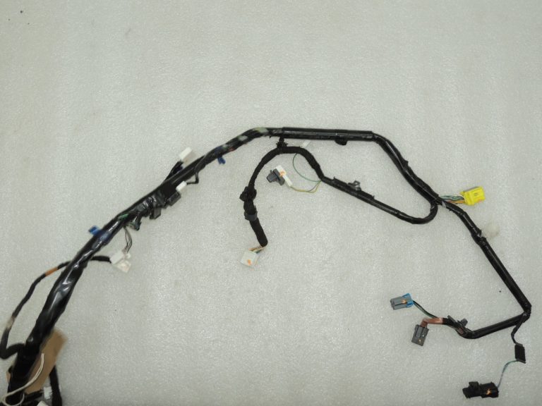 OEM Mazda 6 III GJ GL paneļa vadu instalācija GKL467030F