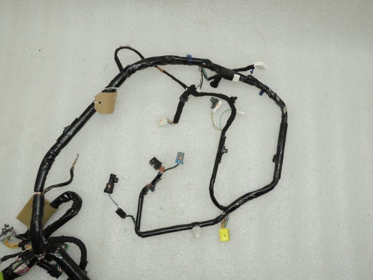 OEM Mazda 6 III GJ GL paneļa vadu instalācija GKL467030F